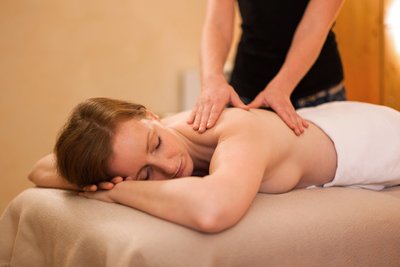 Regeneration bei einer wohltuenden Massage