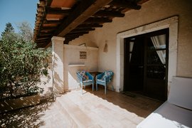 Das Terrasse vor dem Zimmer Cabrera 2