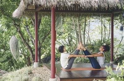 Partneryoga im Kamalaya