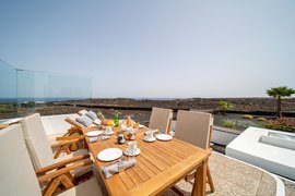 Entspannen Sie auf der großzügigen Terrasse vom Studio La Hondura