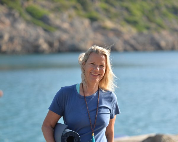 NEUE WEGE Yogalehrerin Kerstin Franke NEUE WEGE Yogalehrerin Kerstin Franke