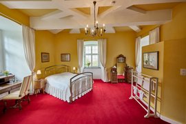 Zimmerkategorie "Turmzimmer" 2. OG Zimmerkategorie "Turmzimmer" 2. OG