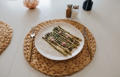 Die frischen Gerichte genießen