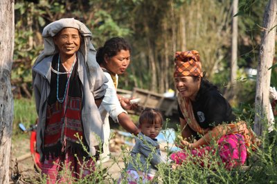 Im Norden Thailands leben die Menschen im Bergdorf Thaton noch ganz traditionell