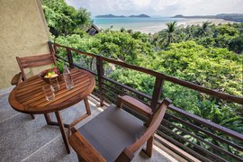 Den Ausblick vom Hillside Seaview Zimmer aus genießen