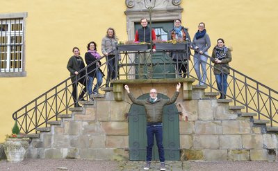 Das NEUE WEGE Team zu Besuch im Schloss Melschede im Sauerland