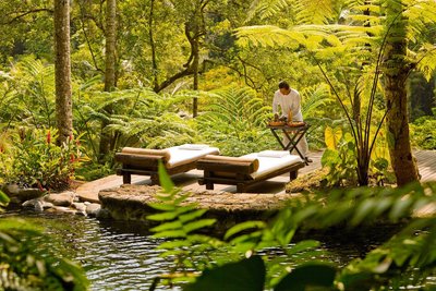 Alles rund um sich herum vergessen und nur das hier und jetzt wahrnehmen 