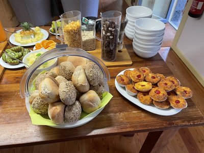 Das leckere und frische Frühstücksbuffet