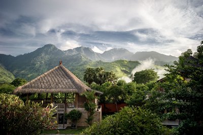 Der Ausblick von den Zimmern auf die Berge Balis