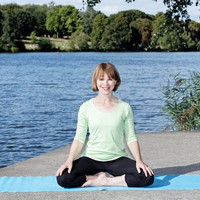 Yogalehrerin Claudia Müller