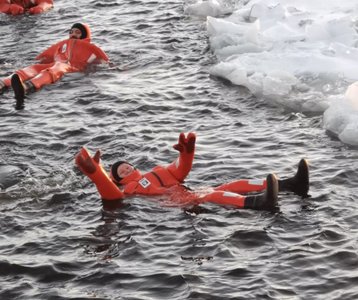 Eisbaden zur Stärkung des Immunsystems