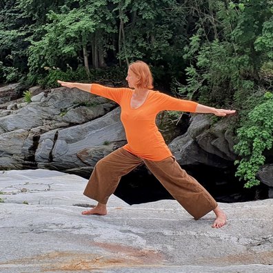 Yogalehrerin Evelin Bloß Yogalehrerin Evelin Bloß