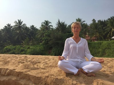 Birgit Hegemann genießt die Ruhe der Meditation im Bethsaida Hermitage