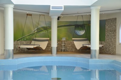 Gönnen Sie sich in den gemütlichen Hängeliegen im Naturhotel Lechlife eine kleine Auszeit. 