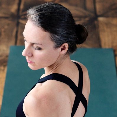 NEUE WEGE Yogalehrerin Brigitte Antoni