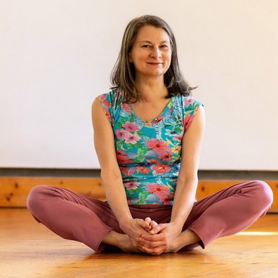 Yogalehrerin Gyöngyi Hajdu