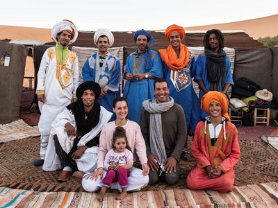 Die Berber gelten als ein besonders gastfreundliches Volk. Mit dem Team des Sahara Yoga werden Sie sich wie unter guten Freunden fühlen