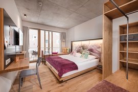 Doppelzimmer der Kategorie "Cool" im Baumhaus Doppelzimmer der Kategorie "Cool" im Baumhaus