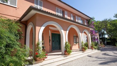 Lassen Sie sich vom italienischem Charme während Ihrer Yoga-Reise verzaubern