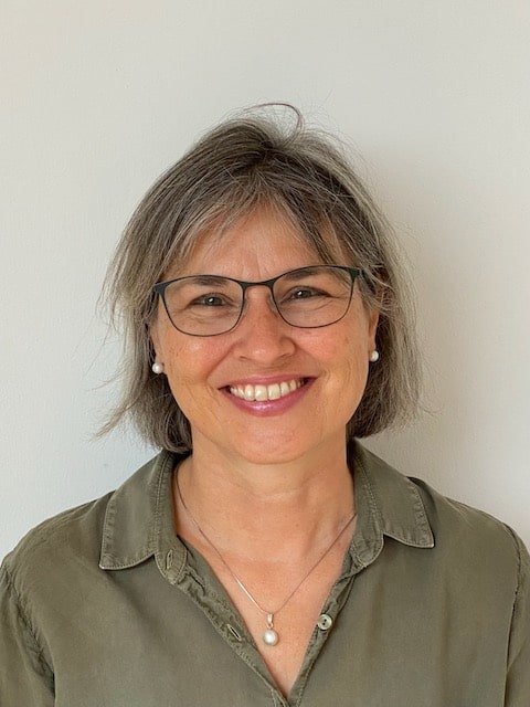 Yogalehrerin Anja Orttmann-Heuser Yogalehrerin Anja Orttmann-Heuser