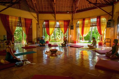 Genießen Sie die Meditationen auf Ihrer Yoga Reise nach Bali 
