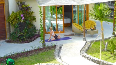 Yoga praktizieren wann immer Sie mögen - in der Ruhe auf Ihrer eigenen Terrasse