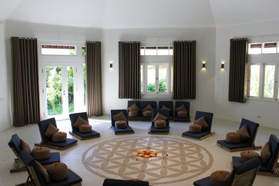 Im Meditationsraum einmal ganz für sich sein