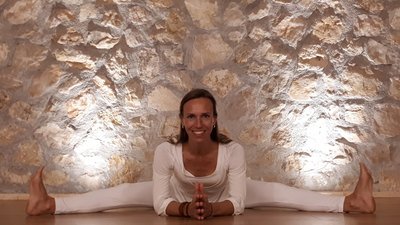 Die wunderbare Yogalehrerin Claudia Hubberten