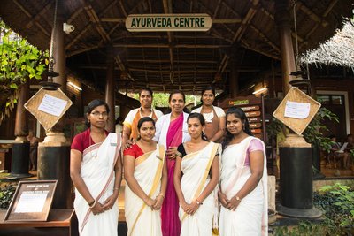 Herzlich Willkommen zu Ihrer Ayurveda-Kur im Somatheeram Ayurveda Resort in Südindien Herzlich Willkommen zu Ihrer Ayurveda-Kur im Somatheeram Ayurveda Resort in Südindien