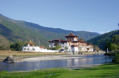 Wunderschöne Kulisse am Punakha Dzong in Bhutan 