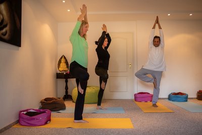 Praktizieren Sie täglich Yoga im Sathya Ayurveda Hotel