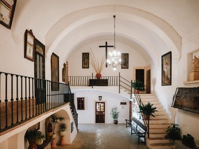 Das Kloster Sant Salvador von innen