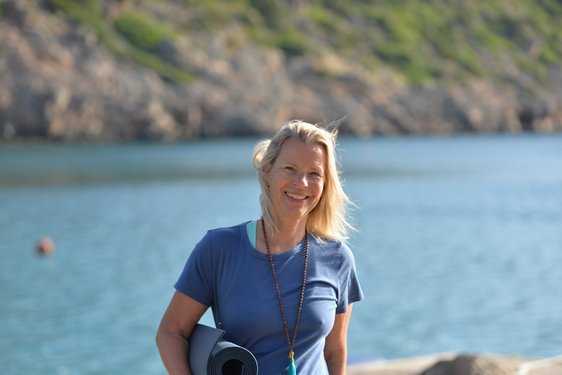 NEUE WEGE Yogalehrerin Kerstin Franke NEUE WEGE Yogalehrerin Kerstin Franke