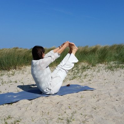 NEUE WEGE Yogalehrerin Astrid Siegert