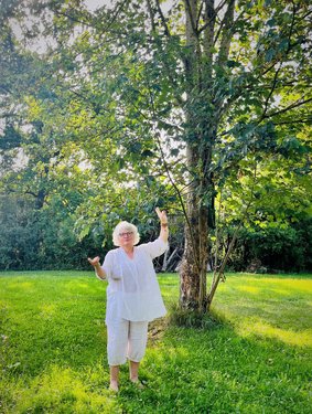 Yogalehrerin Eva Keller Yogalehrerin Eva Keller
